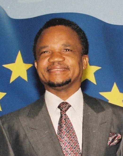 Portrait de Frederick Chiluba à la Commission européenne en 1994, antérieur à l’accord de Lusaka.